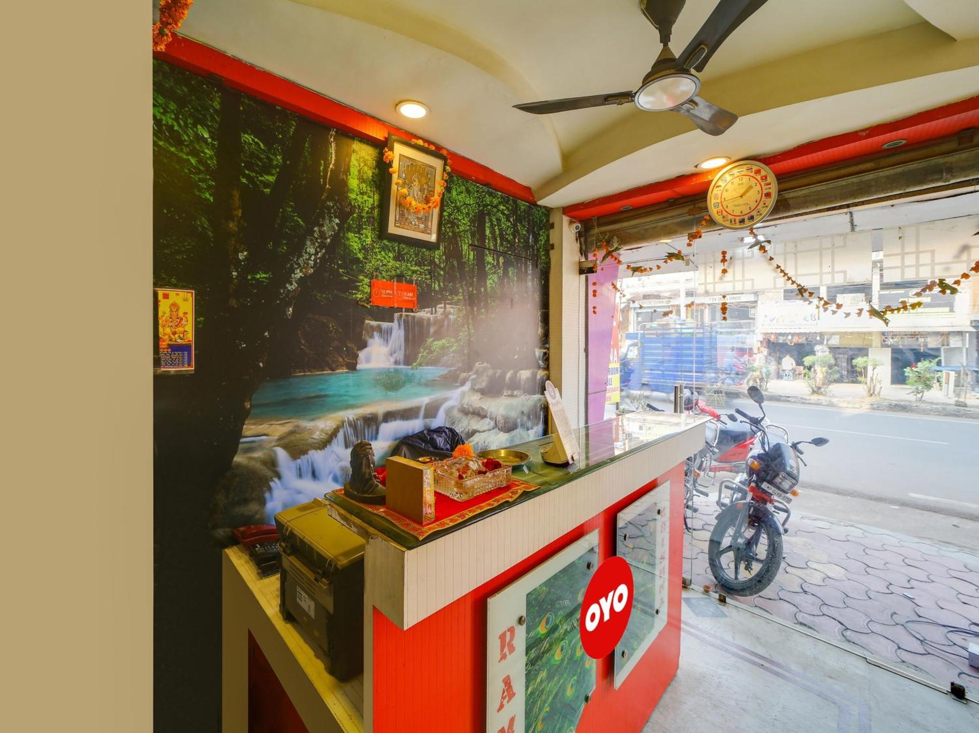 Hotel O Rama Krishna Bhopal Zewnętrze zdjęcie