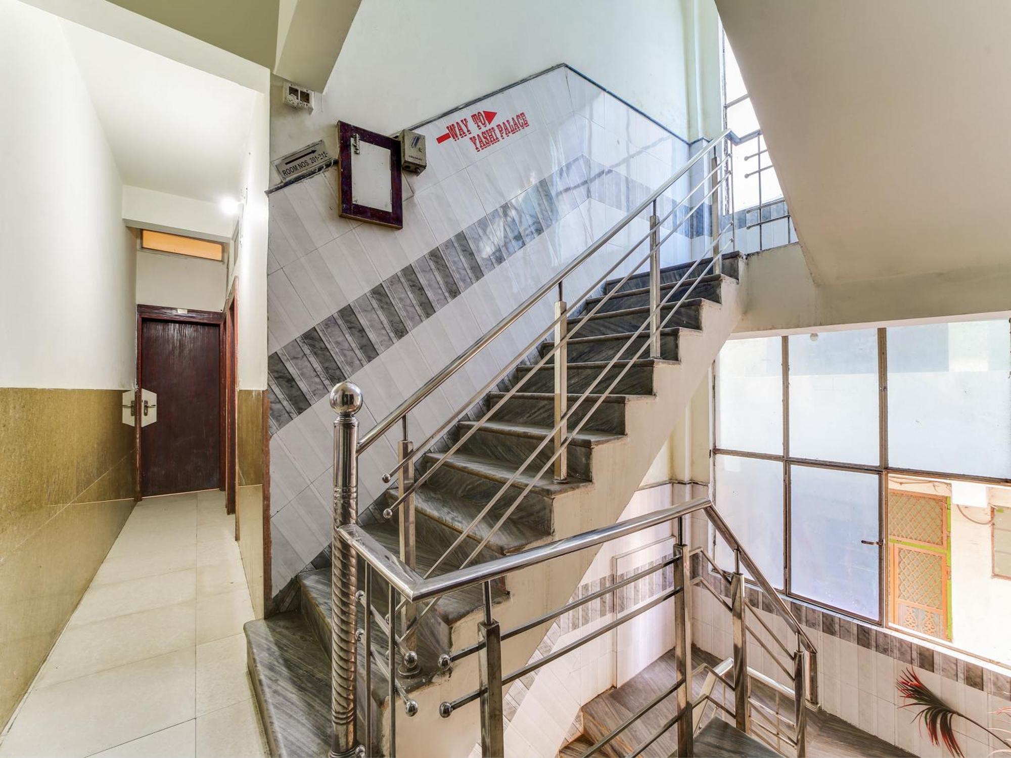 Hotel O Rama Krishna Bhopal Zewnętrze zdjęcie