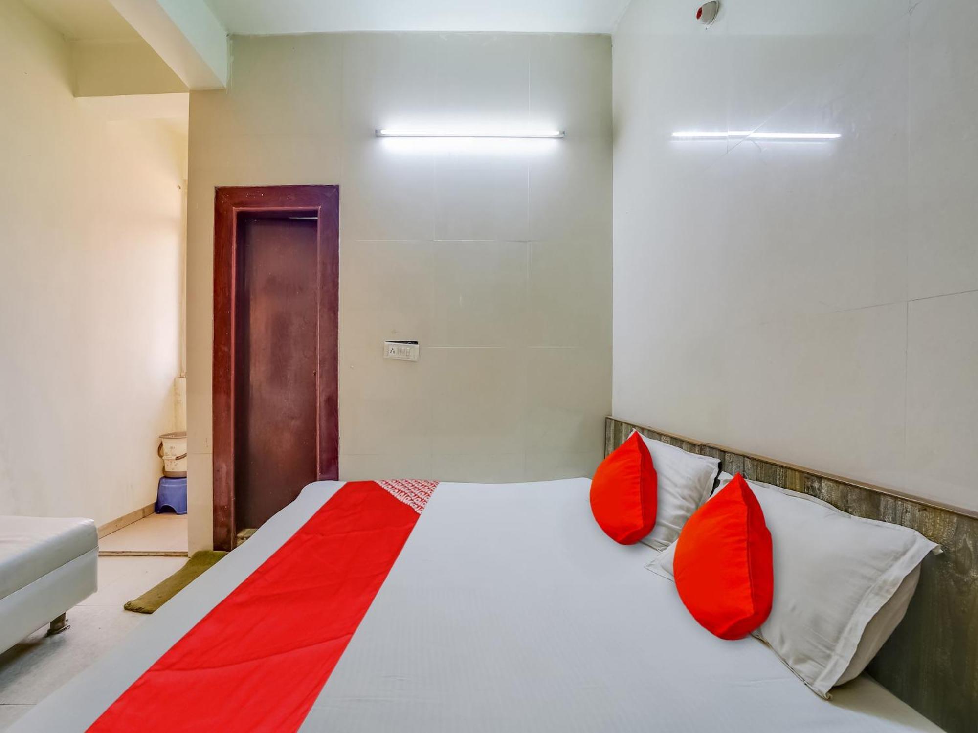 Hotel O Rama Krishna Bhopal Zewnętrze zdjęcie
